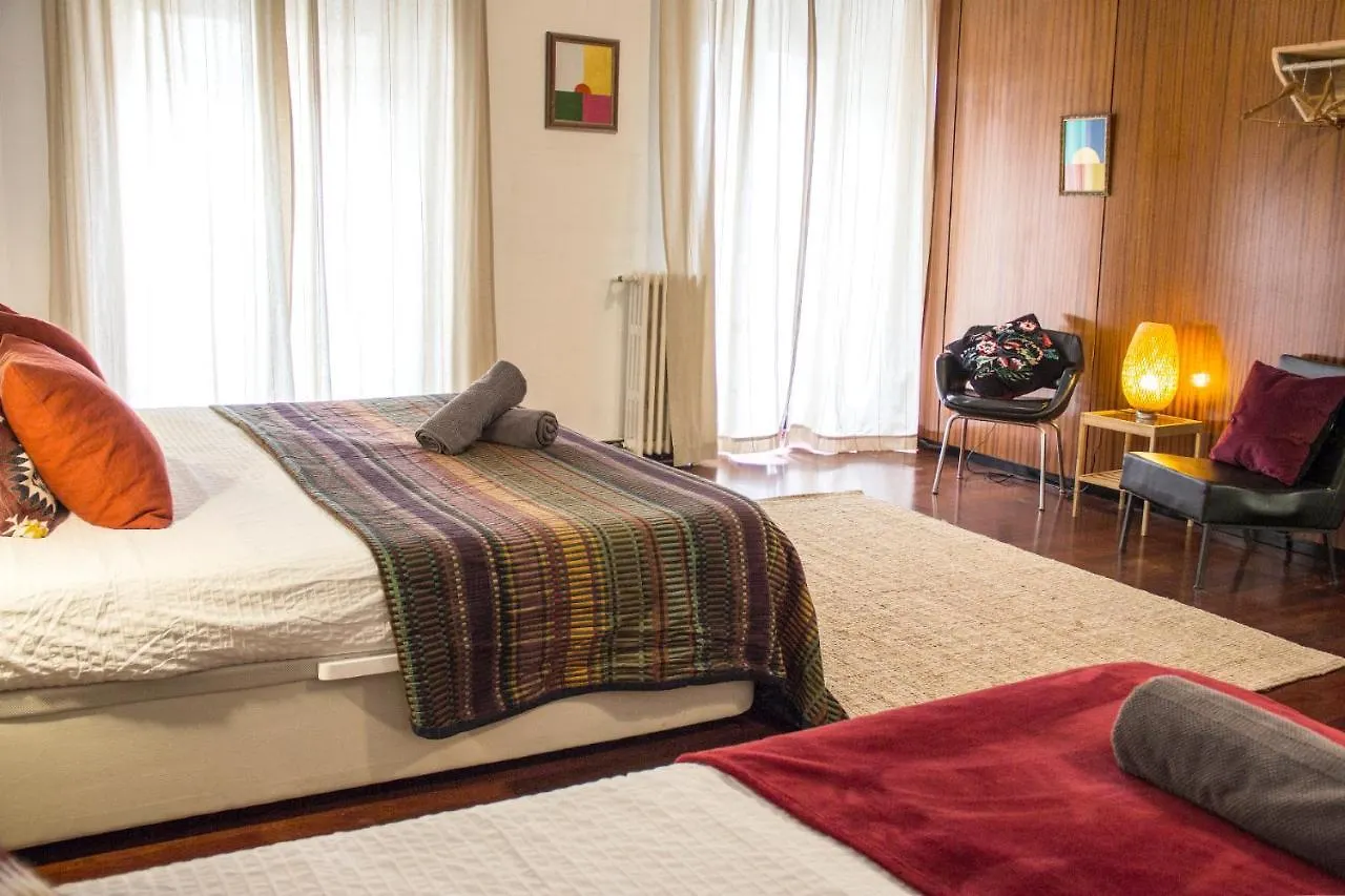 Central, Spacious And Authentic Family Apartment San Sebastian Spain