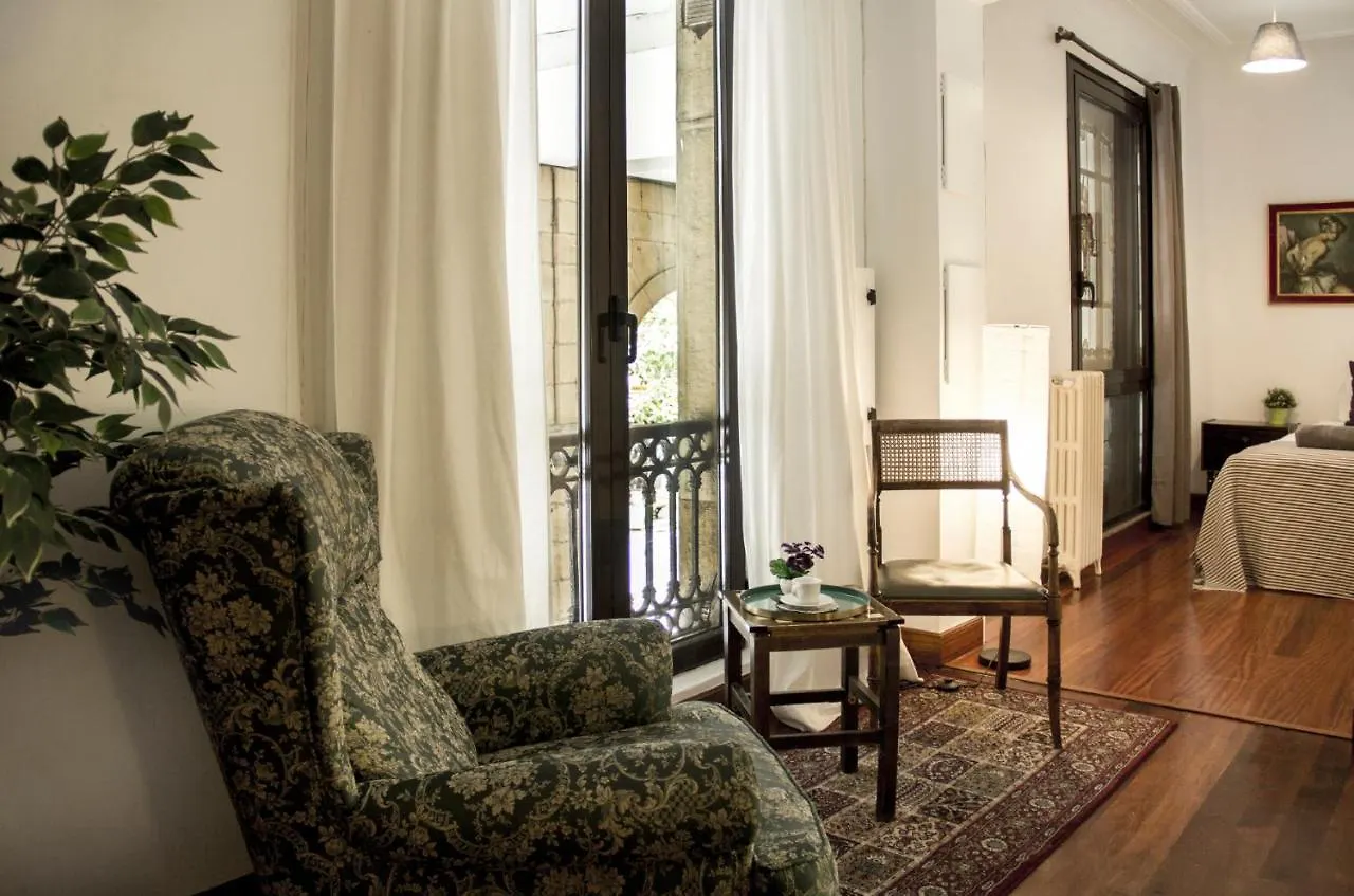 Central, Spacious And Authentic Family Apartment San Sebastian